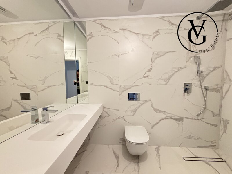 Apartament 2 camere Yacht Kid cu vedere spre lac 